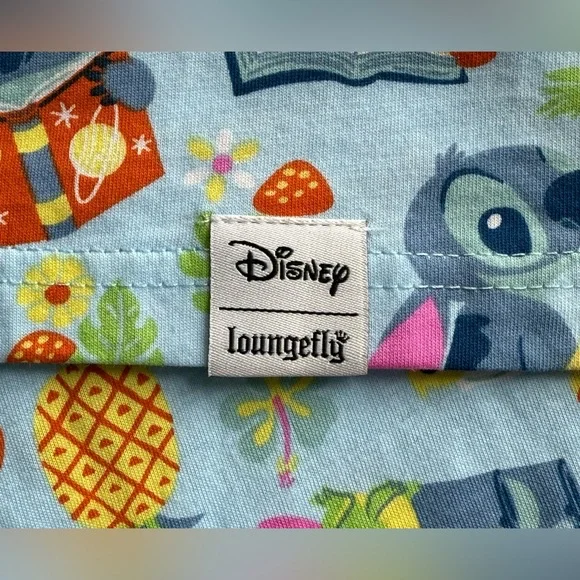Loungefly Disney Lilo & Stitch Unisex Graphic Tee Shirt Size S M L 3X Frogs NWT - Picture 9 of 9